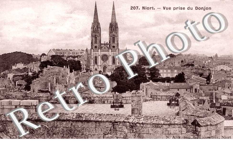 Vue prise du Donjon