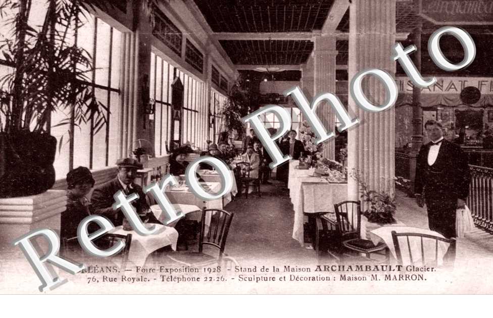 foire exposition 1928, stand de la maison Archambault Glacier 76 RUE ROYALE