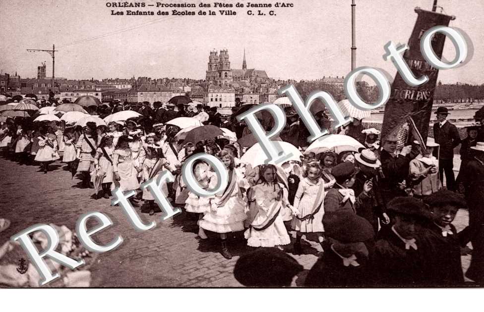 Procession des fetes de jeanne d'Arc
