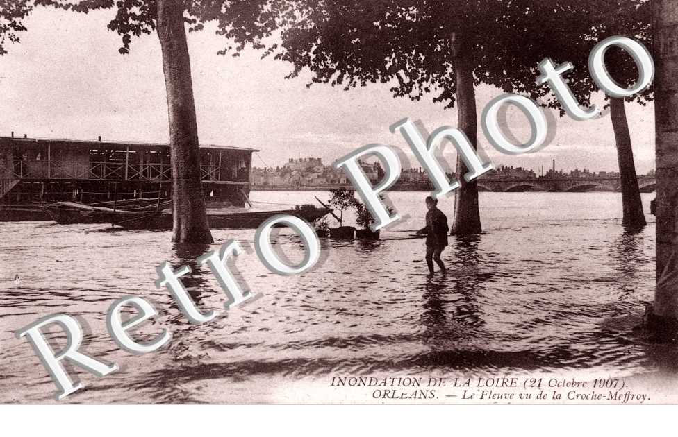 Inondations - 21 Octobre 1907 - Le Fleuve vu de la Croche Meffroy