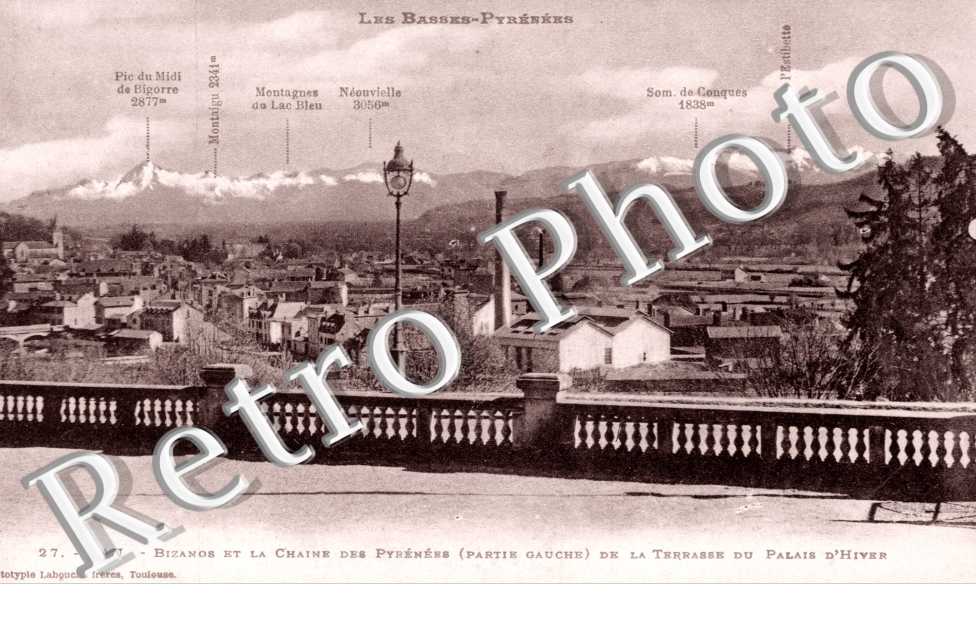 Bizanos et la Chaine des Pyrenees de la Terrasse du Palais d&#039;Hiver