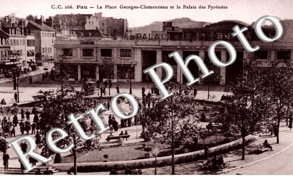 place Georges Clemenceau et le Palais des Pyrénées