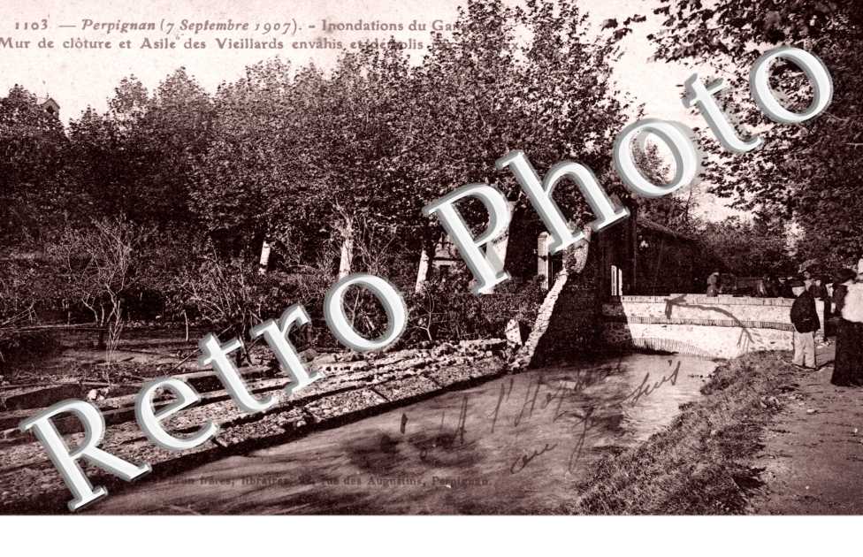 Inondations - Mur de cloture et asile des Vieillards...