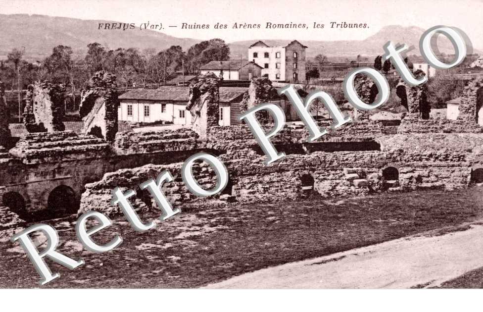 ruines des arenes romaines, les tribunes