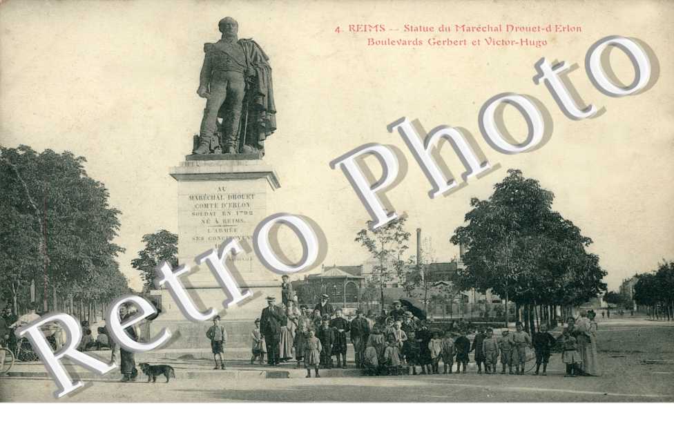 Statue du Marechal Drouet d'Erlon