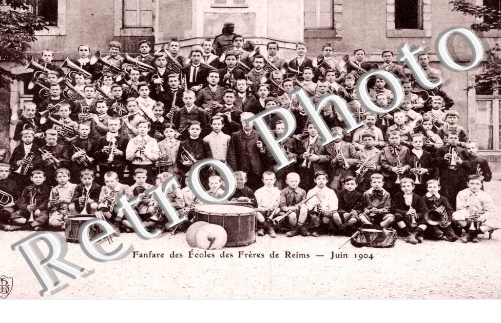 Fanfare des Ecoles des Freres de Reims, juin 1904