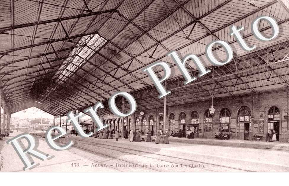Interieur de la Gare