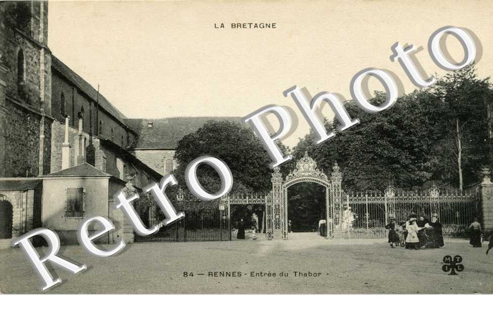 Entree du Thabor