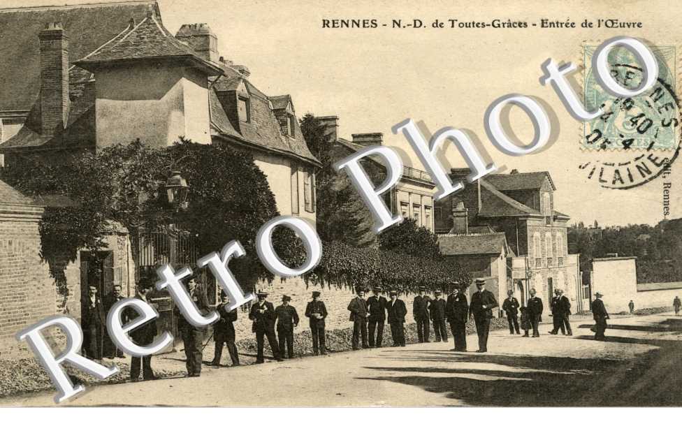 Notre Dame de Toutes Graces Entree de l'Oeuvre