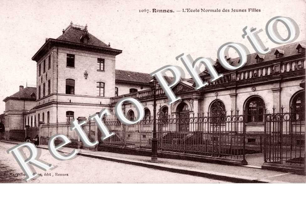l'ecole Normale de jeunes filles