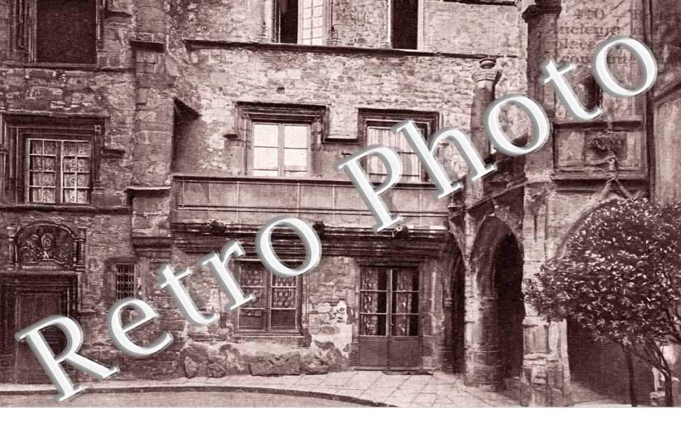Ancienne maison Place d&#039;Estaing