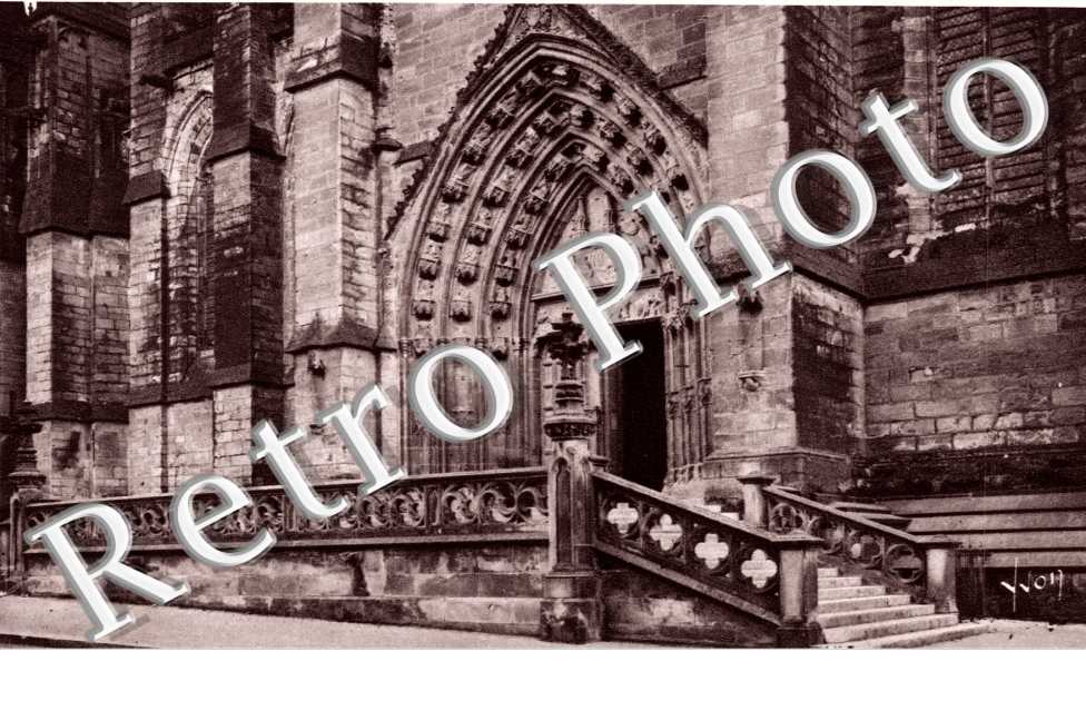 entree de la cathedrale