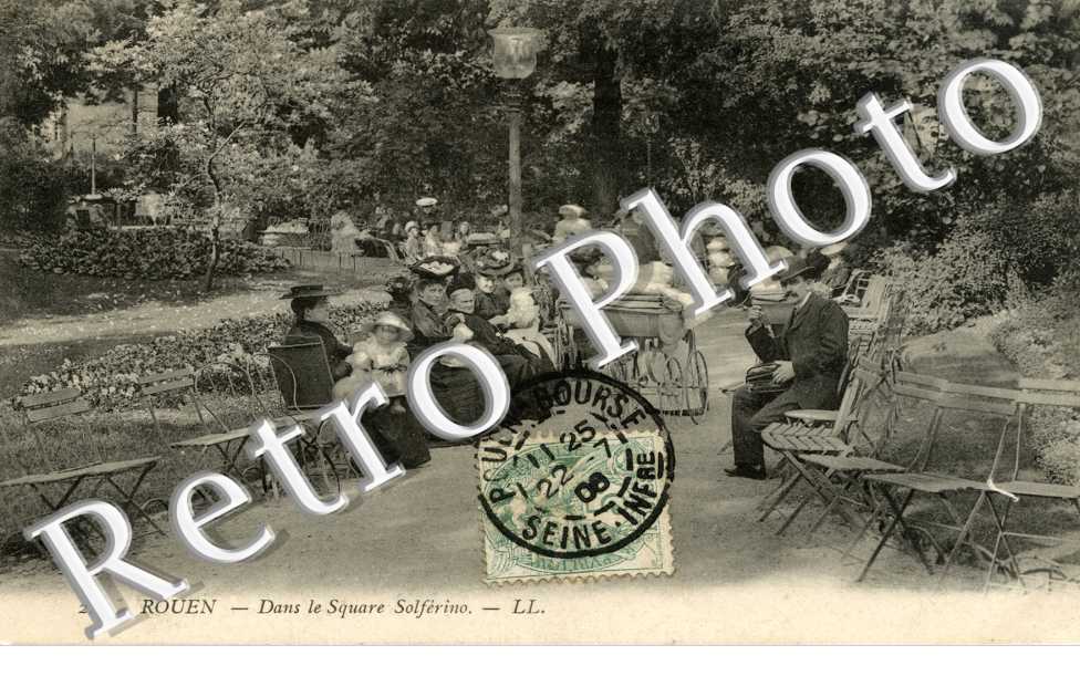 dans le Square Solferino