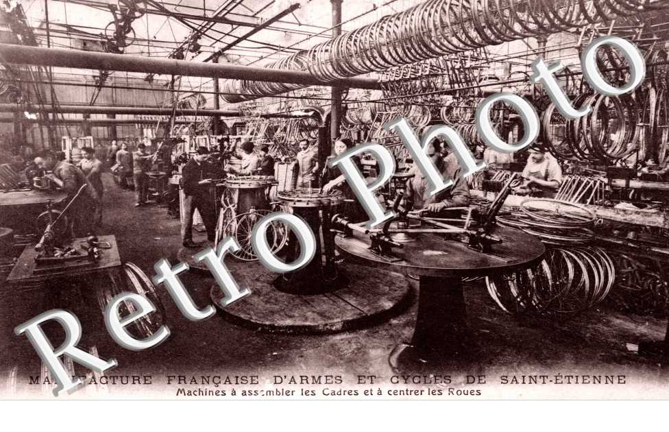 manufacture francaise d&#039;armes et cycles de st etienne, machine a assembler les cadres et a centrer les