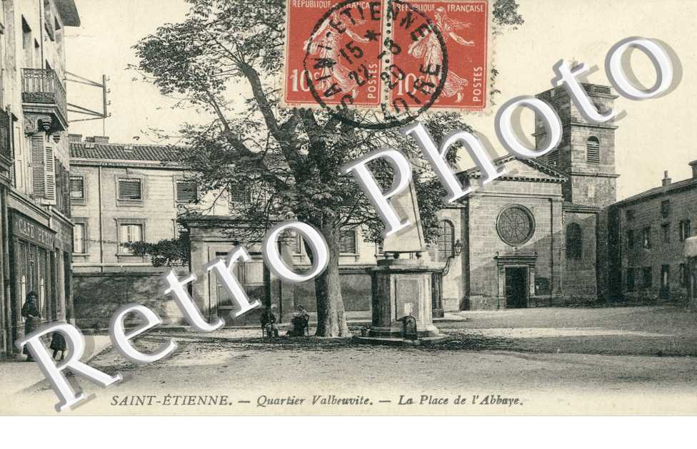 Quartier Valbeuvite, la Place de l'Abbaye
