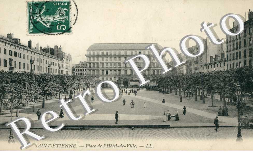 Place de l'Hotel de Ville