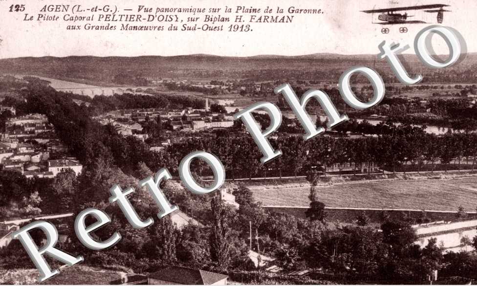 vue panoramique Le pilote Caporal Peltier-d'Oisy sur biplan H. Farman