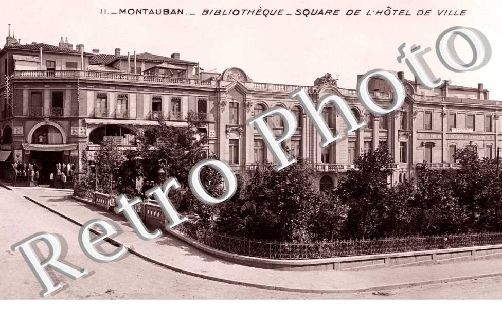 Square de l'Hotel de Ville, Bibliotheque