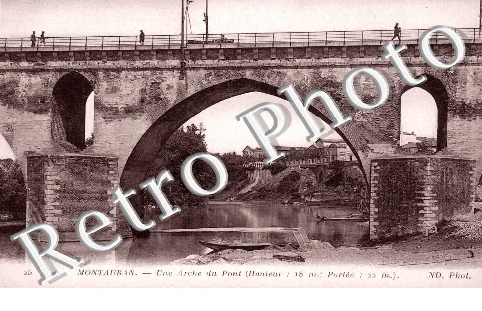 Une Arche du Pont
