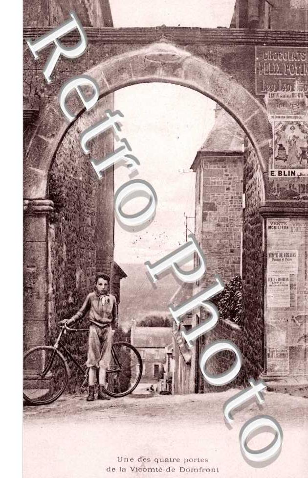 l&#039;une des quatre portes de la Vicomte