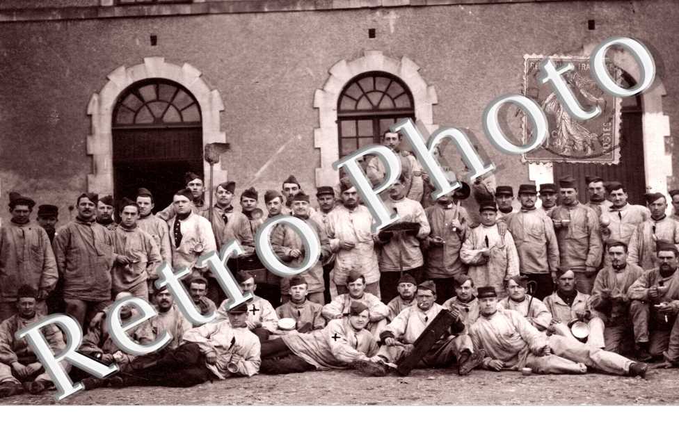 (militaires)