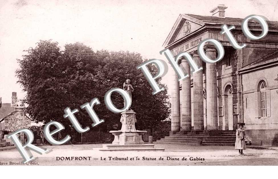 le Tribunal et la Statue de Diane de Gabies