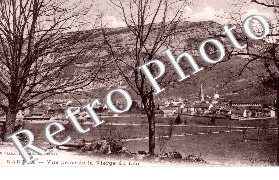 Vue prise de la Vierge du Lac