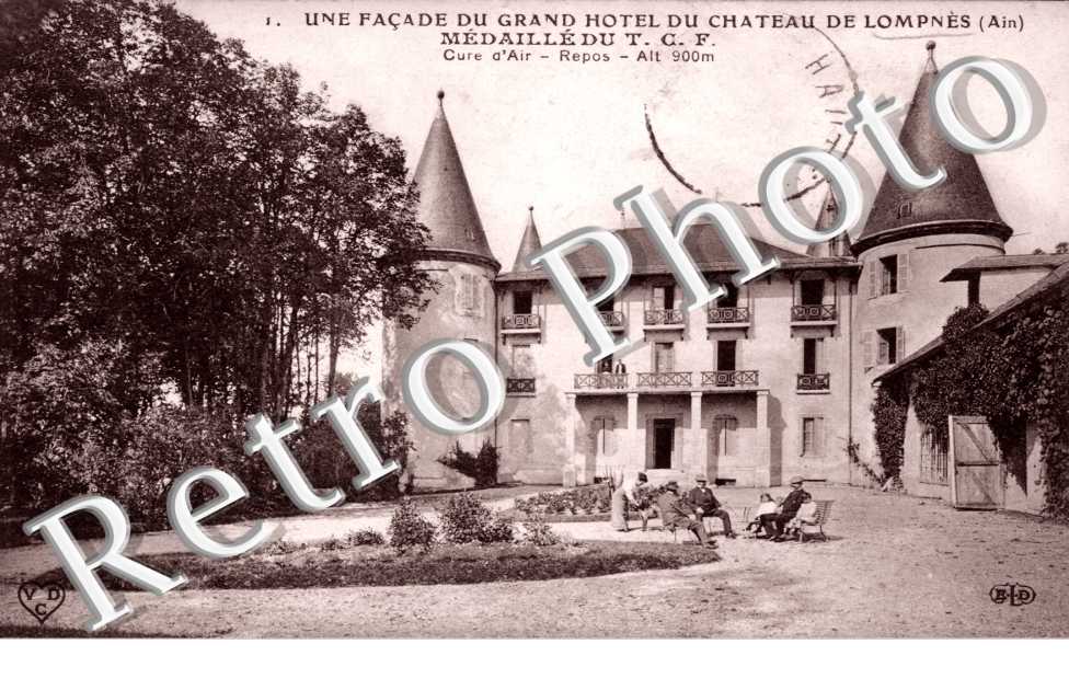 Une Facade du Chateau de Lompnes