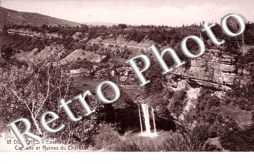 Cascade et Ruines du Chateau
