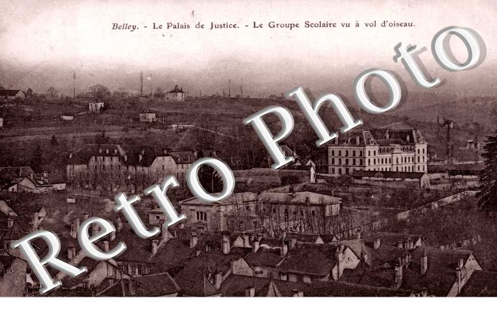 Vue generale et le Groupe Scolaire
