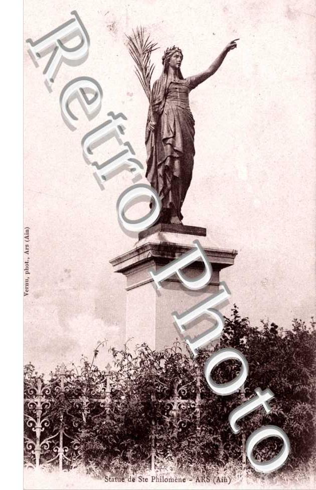 statue de Sainte Philomene