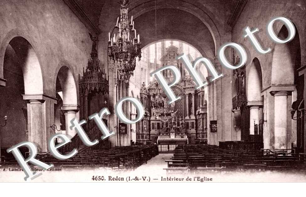 Interieur de l'Eglise