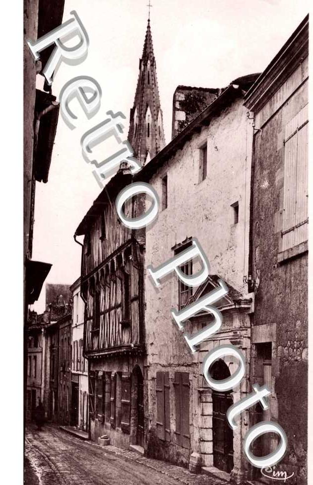 Rue Anatole France, Vieille Maison du XVeme siecle