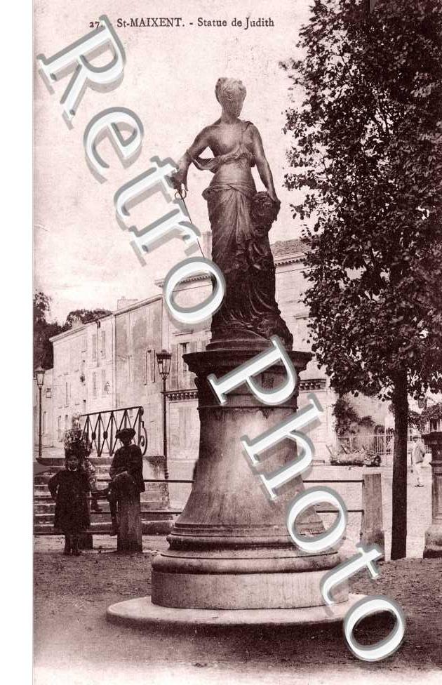 Statue de Judith