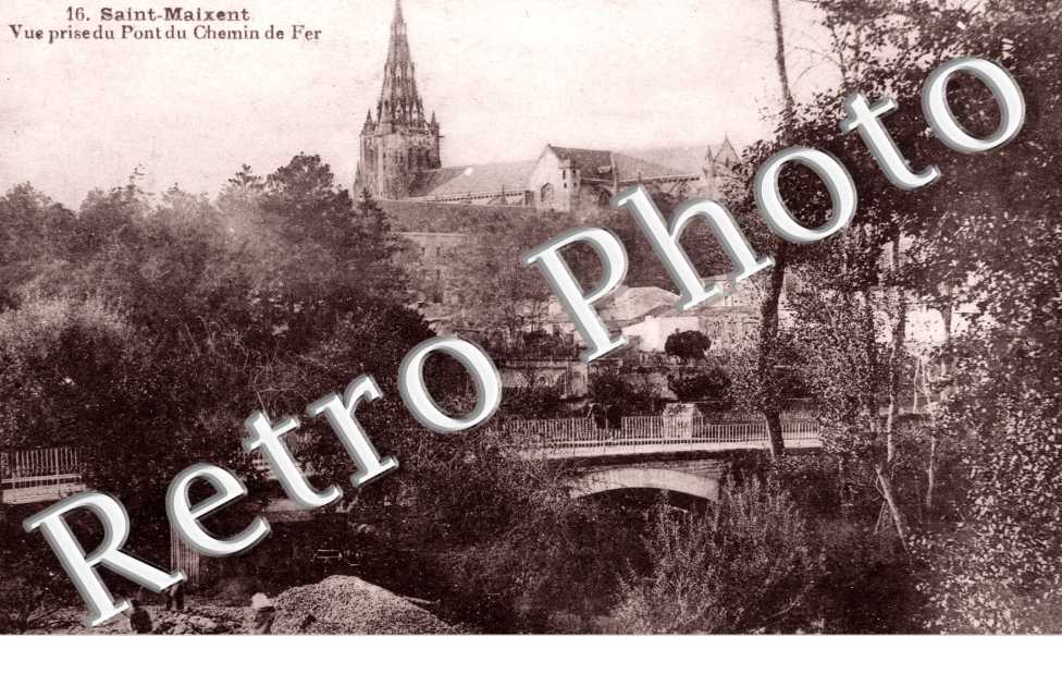 Vue prise du Pont du Chemin de Fer
