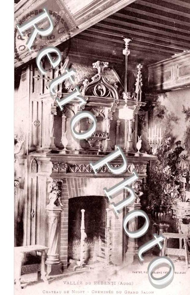 Le Château - Cheminée du Grand Salon