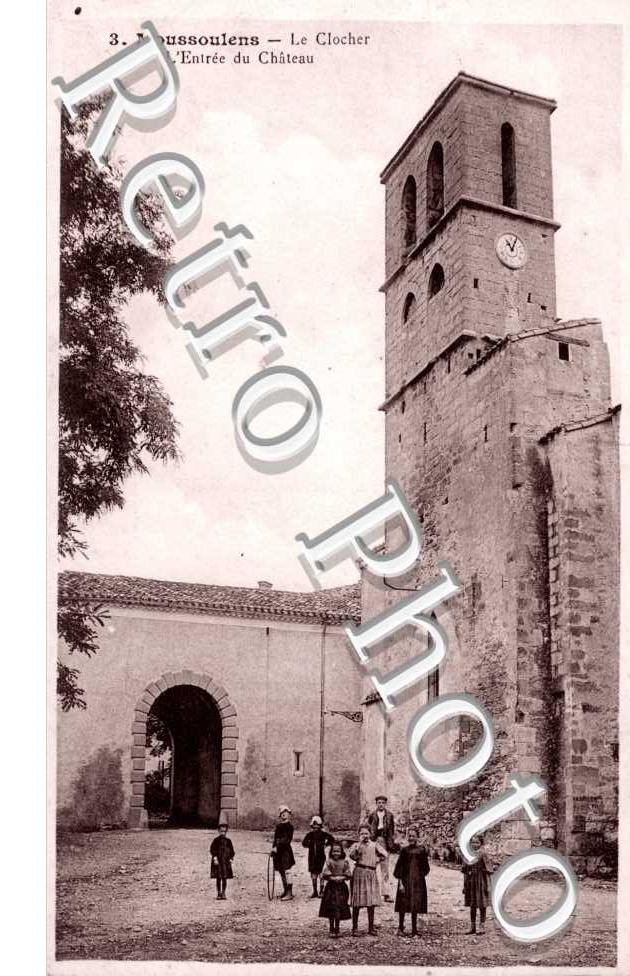 le Clocher, l&#039;Entree du Chateau