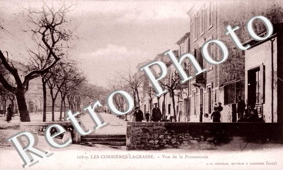 LES CORBIERES-LAGRASSE  -    Vue de la promenade