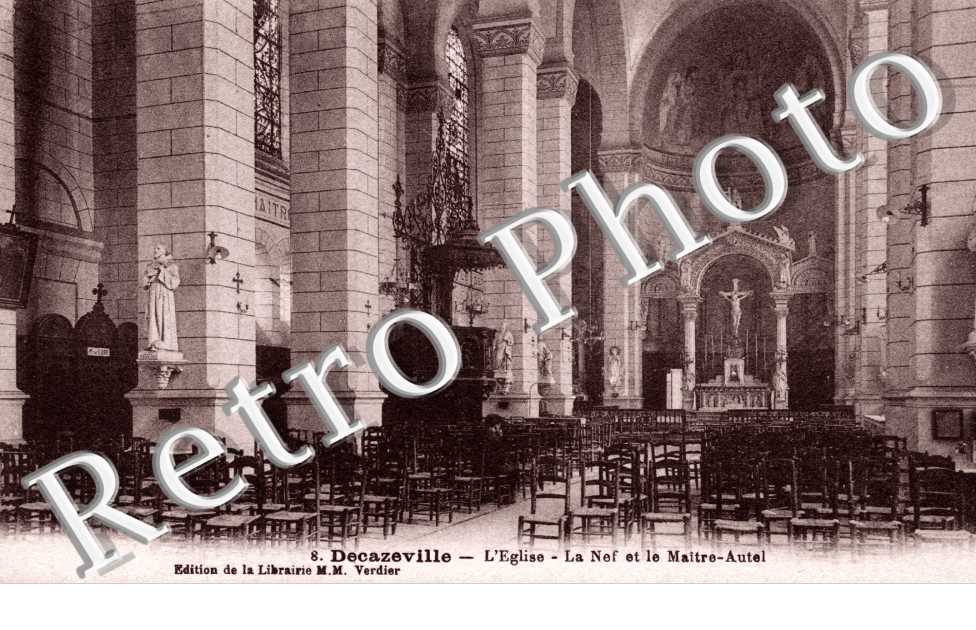 L'eglise - la nef et le Maitre-Autel