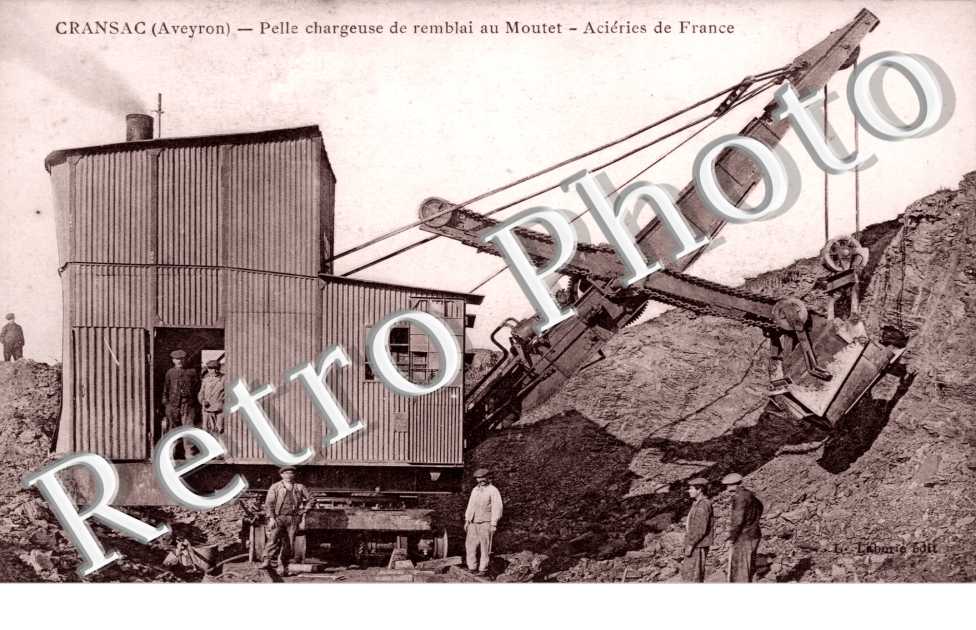 Pelle chargeuse de remblai au Moutet, Acieries de France