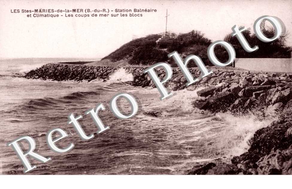 station balneaire et climatique - les coups de mer sur les blocs