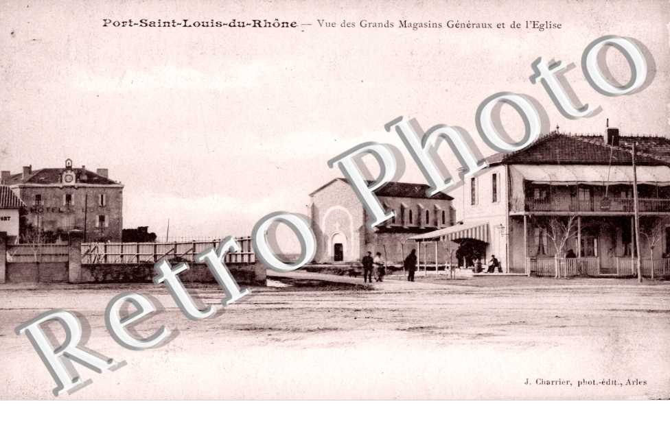 vue des Grands magasins generaux et de l&#039;Eglise