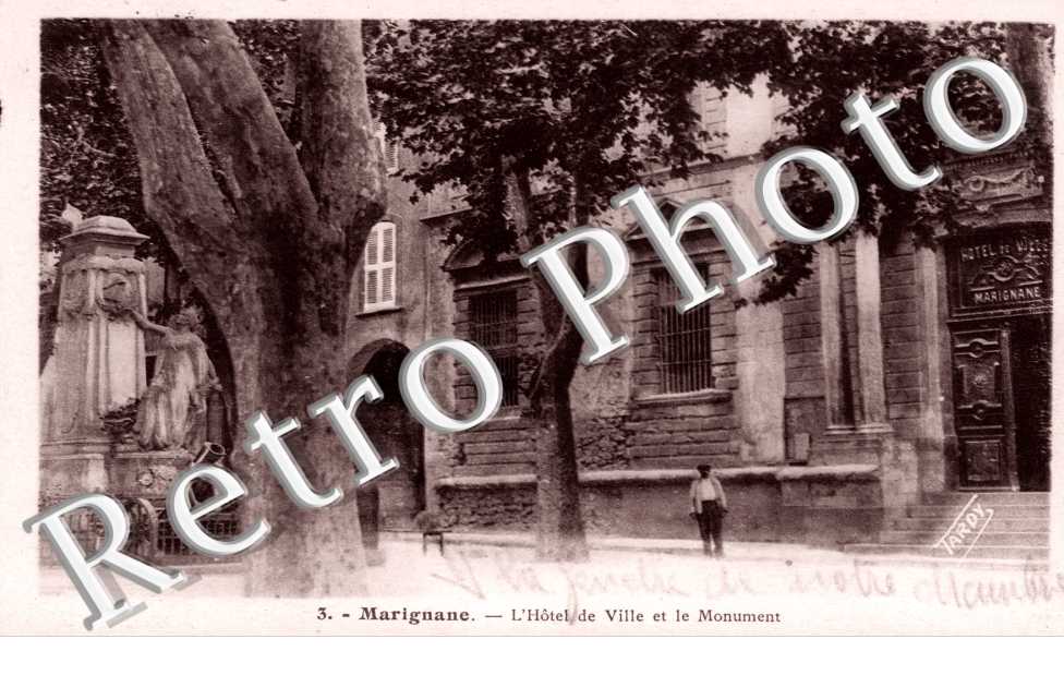 Hotel de ville et le monument
