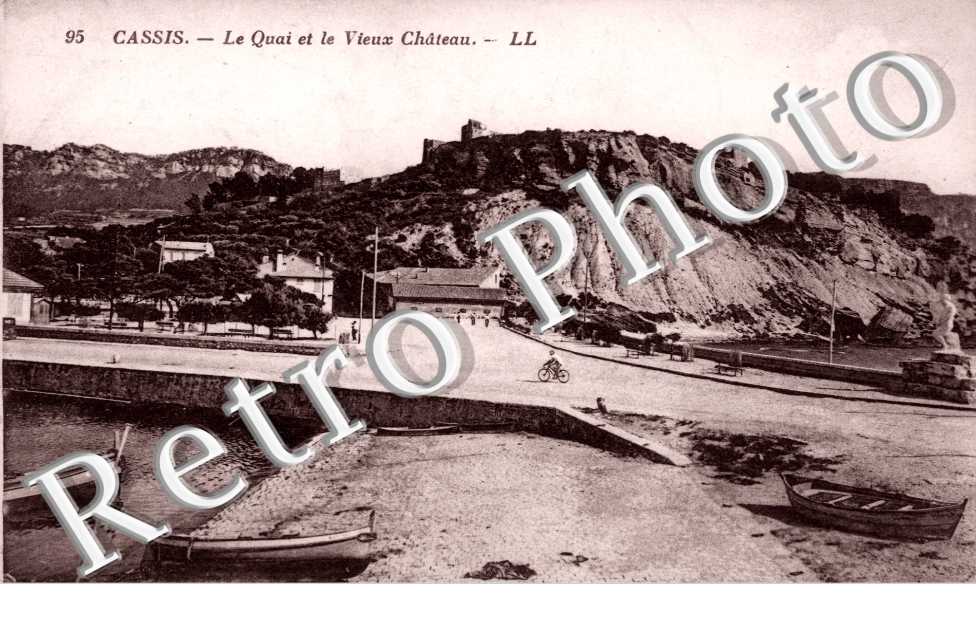 Le Quai et le Vieux Chateau