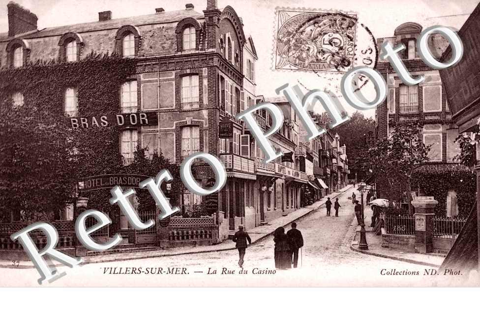 Villers-sur-Mer, la Rue du Casino