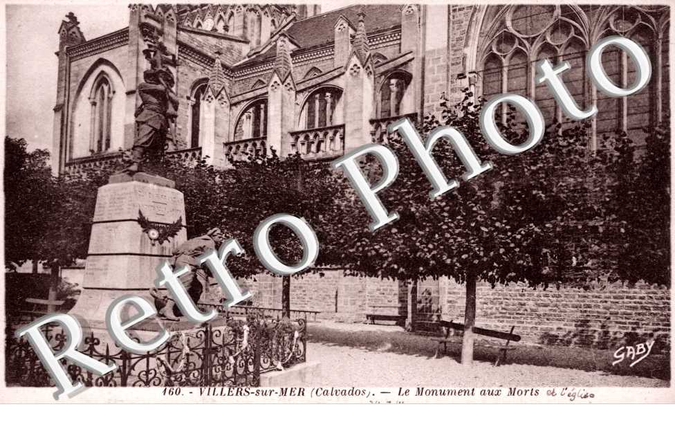 Villers-sur-Mer, le Monument aux Morts et l&#039;Eglise