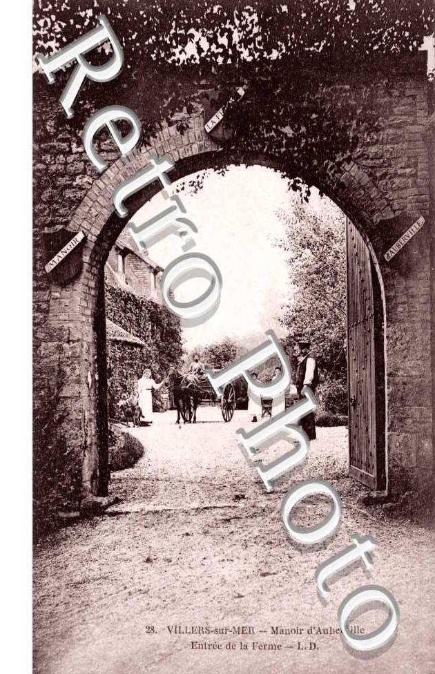 Manoir d&#039;Auberville - entree de la ferme