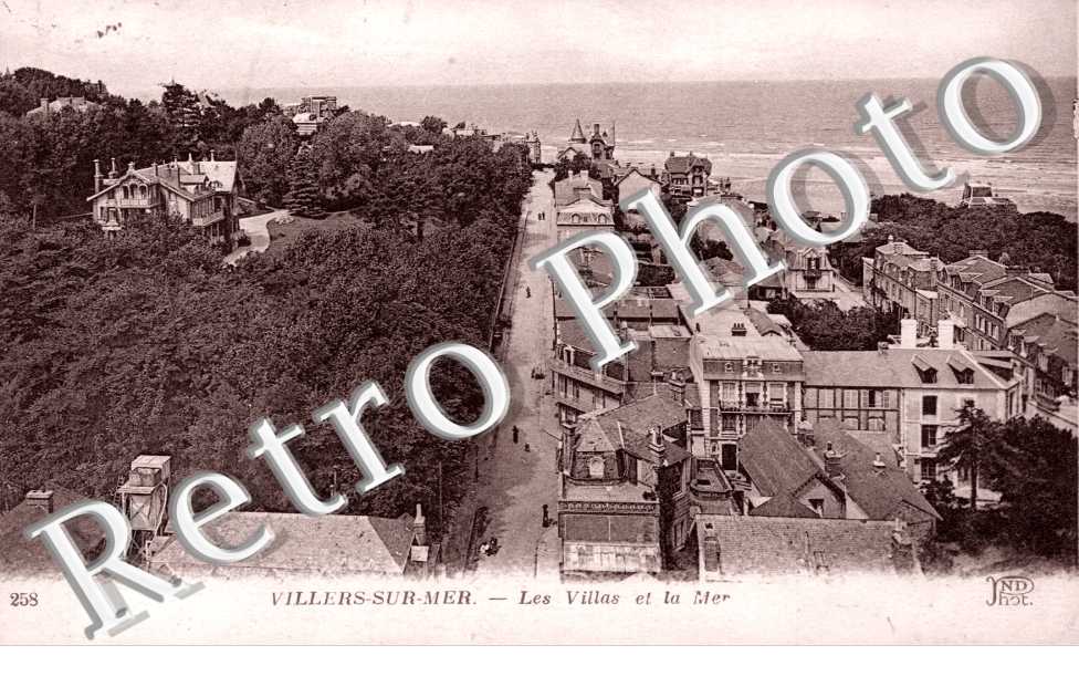 Villers-sur-Mer, les Villas et la Mer
