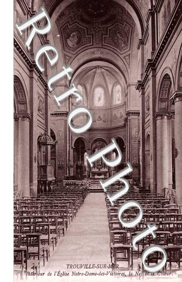 Interieur de l&#039;Eglise Notre Dame des Victoires
