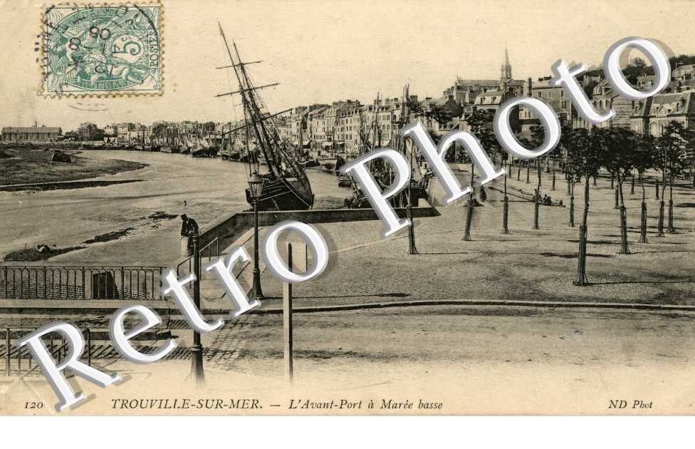 L&#039;avant Port a Maree basse